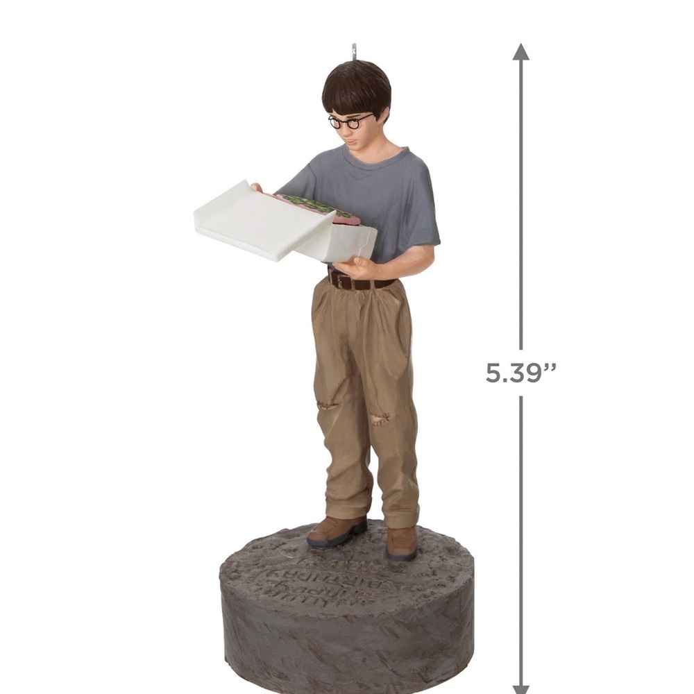 Hallmark Keepsake Ornament HAPPEE BIRTHDAY HARRY POTTER Happy Birthday 2024 - Picture 3 of 8